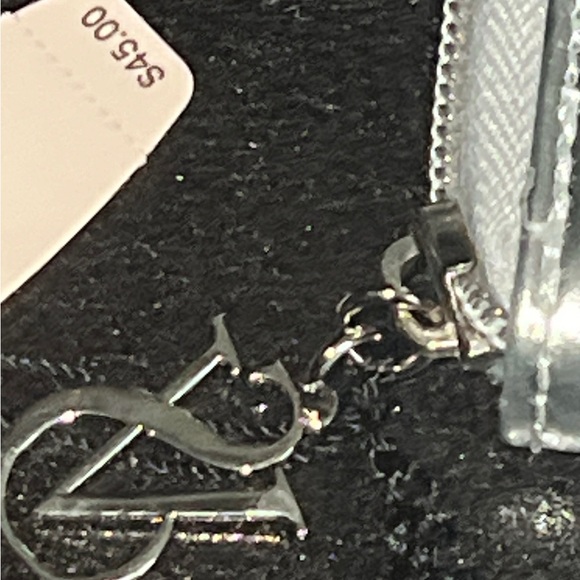 Victoria Secret Wallet - Picture 2 of 6